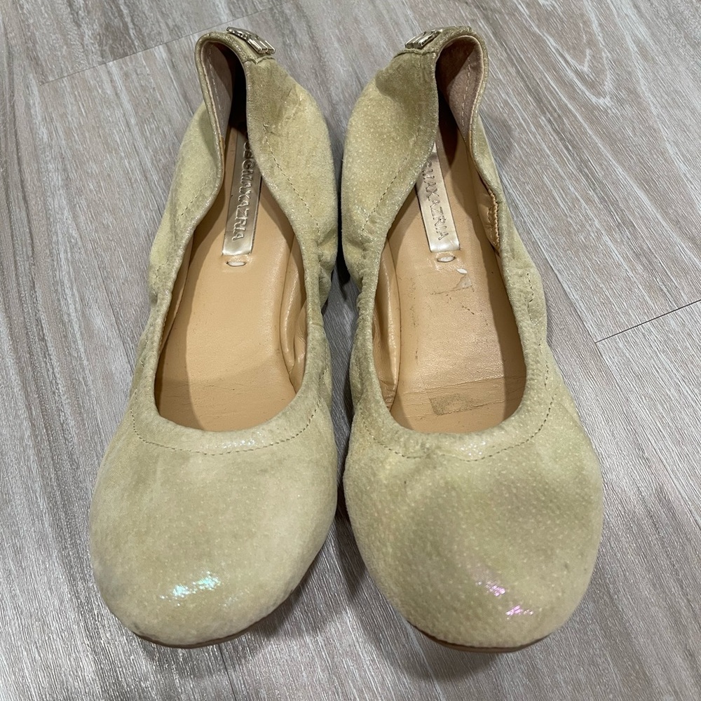 BCBG MAXAZRIA LEATHER MOLLY BALLET FLATS